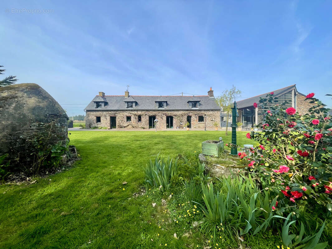 Maison à SAINT-GONLAY