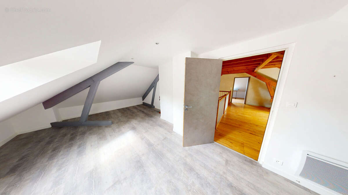 Maison à COLOMBIES