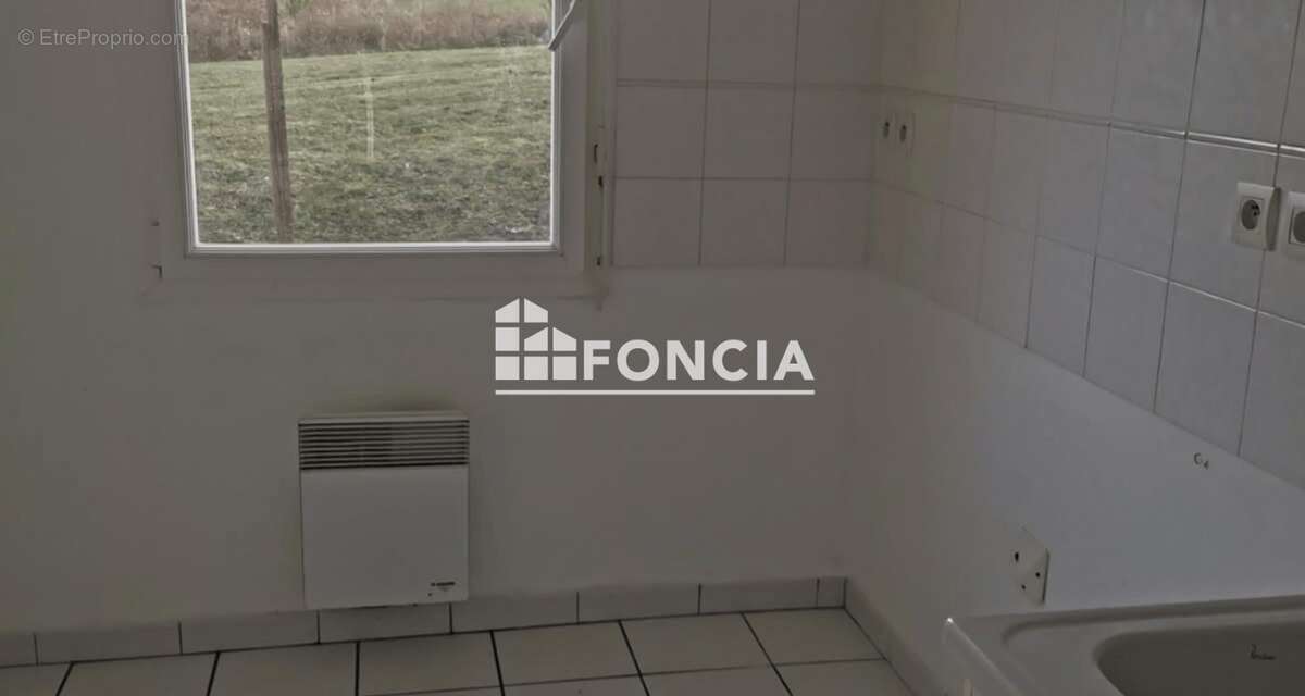 Appartement à PUJOLS