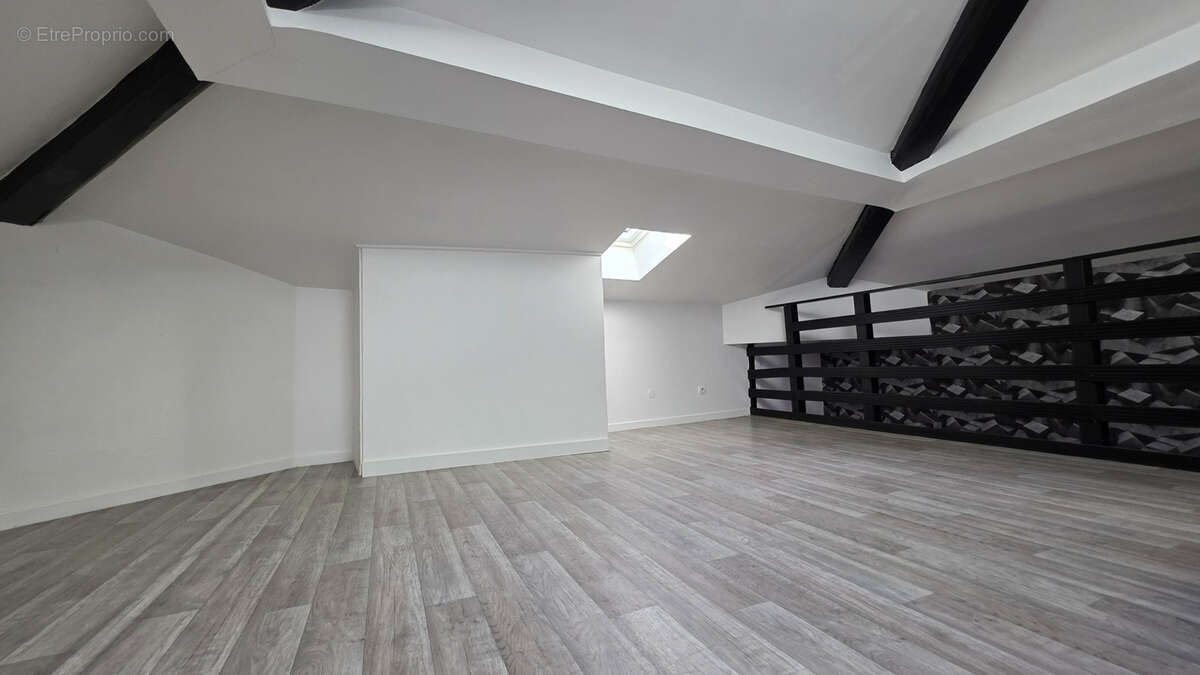 Appartement à MIONS