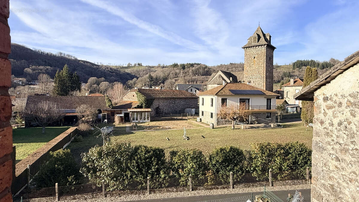 Maison à SAINT-SIMON