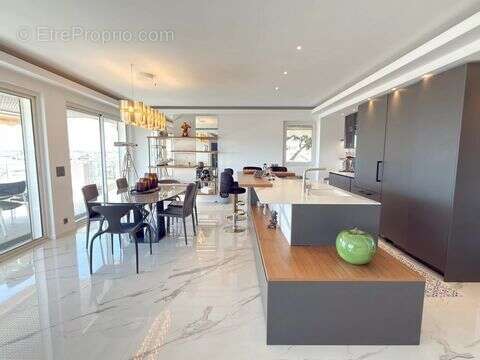 Appartement 180 m² à Antibes  - photo 3