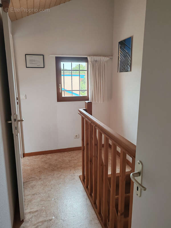 Appartement à SAINT-JULIEN-EN-BORN