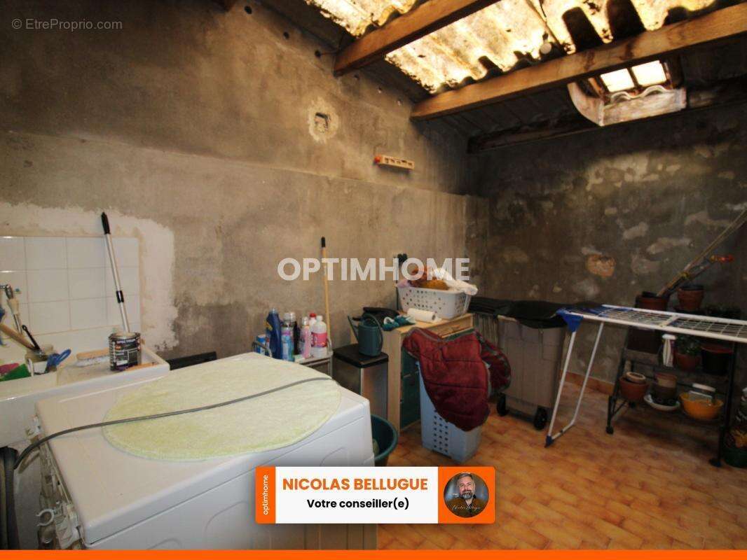 Habitez et travaillez au même endroit : 3 chambres et local commercial - photo 17
