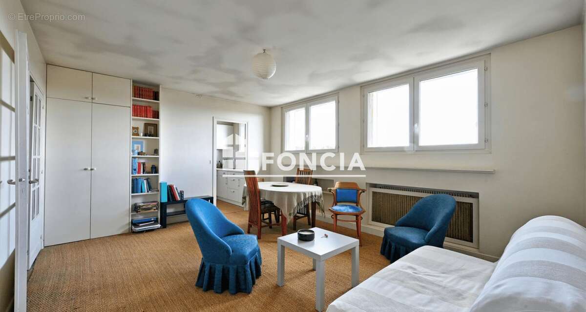 Appartement à VERSAILLES