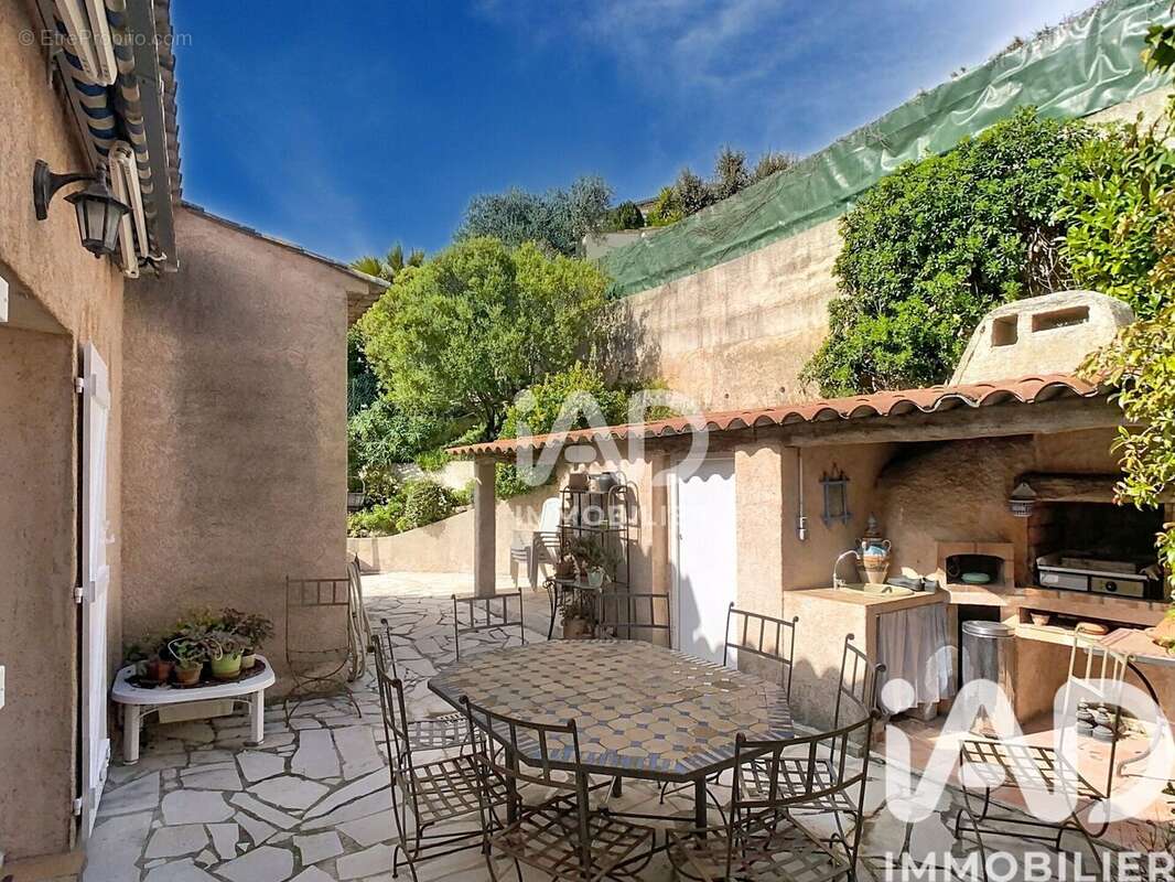 Photo 4 - Maison à MANDELIEU-LA-NAPOULE