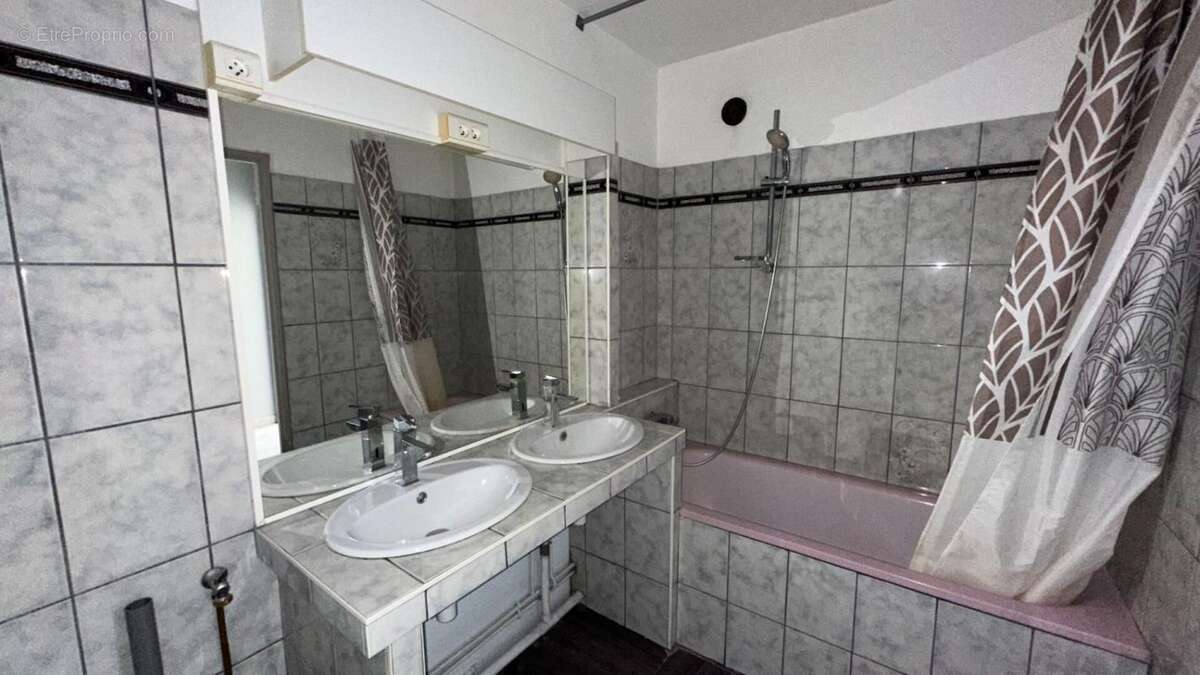 Appartement à AUDINCOURT