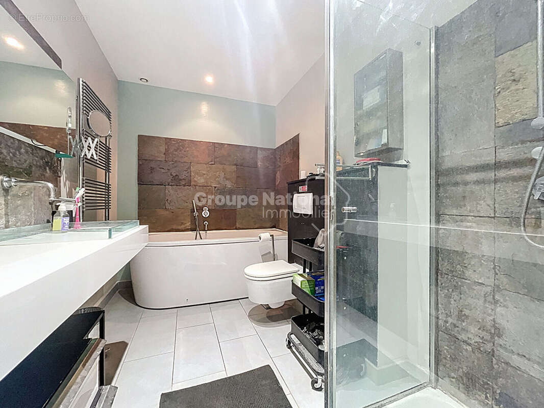 Maison à MANDELIEU-LA-NAPOULE