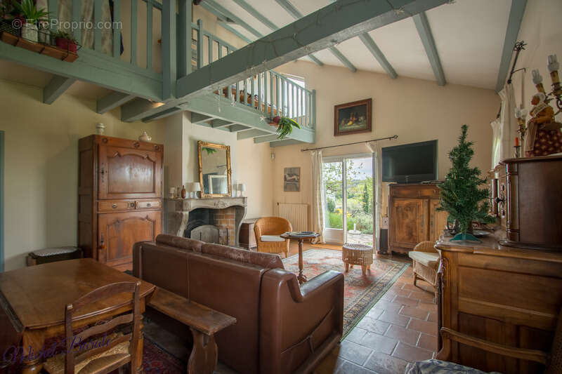 Dpt Rhône (69), à vendre CHAPONNAY maison P6 de 160 m² - Terrain de 1 450,00 m² - photo 28