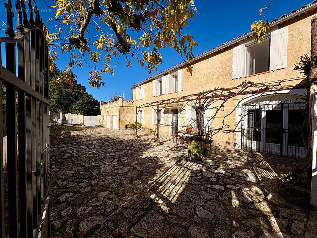 Maison à ORANGE