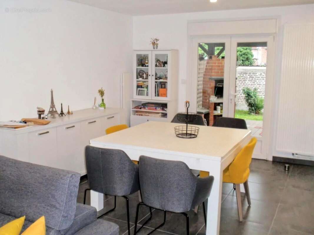 Maison 77 m² à Carvin  - photo 2