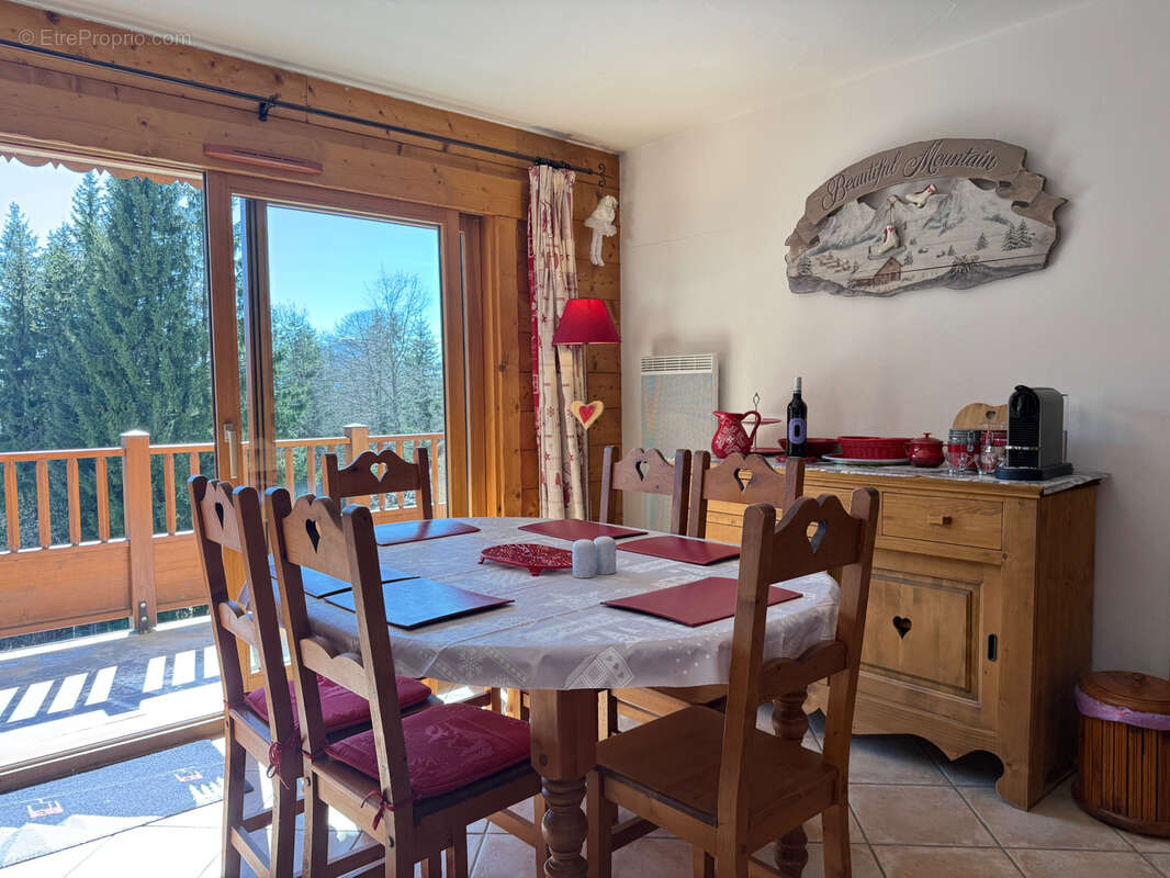 Appartement à CREST-VOLAND
