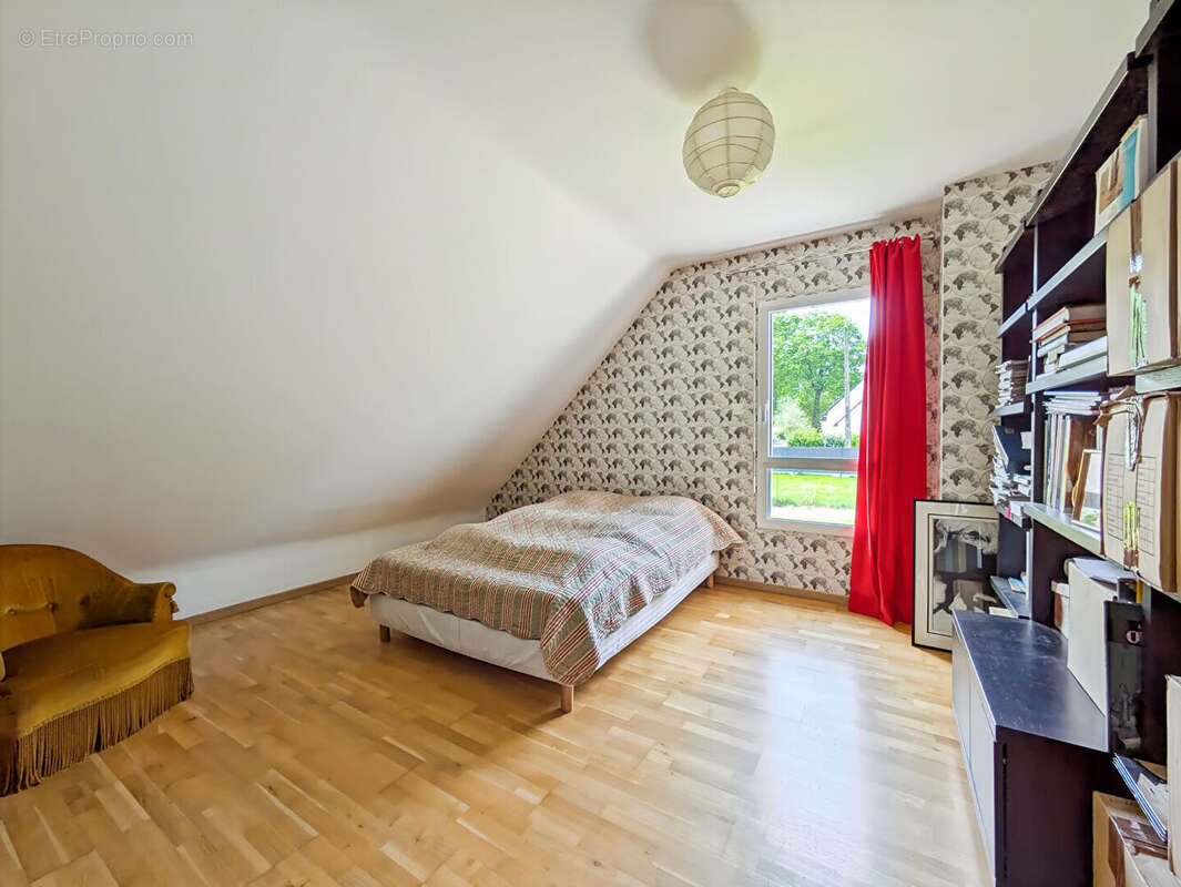 Maison à SAINT-GONDRAN