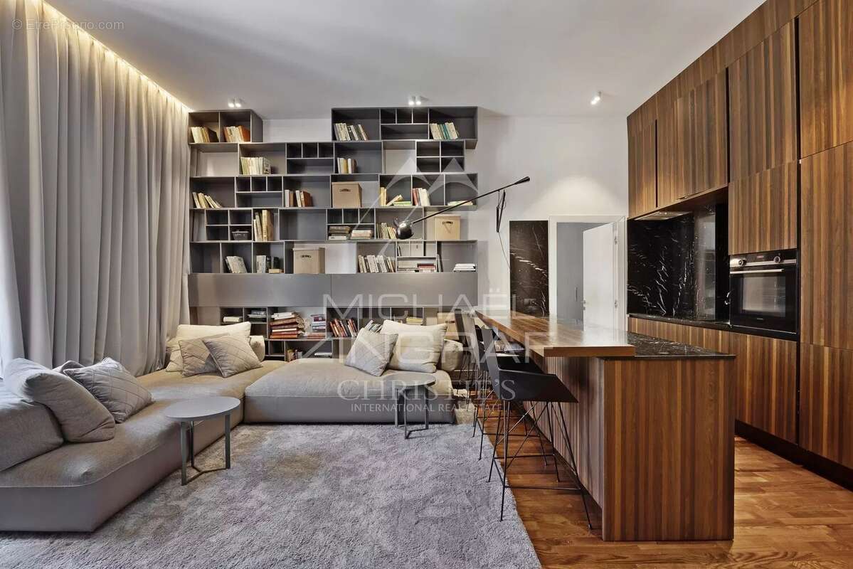 Appartement à CAP-D'AIL