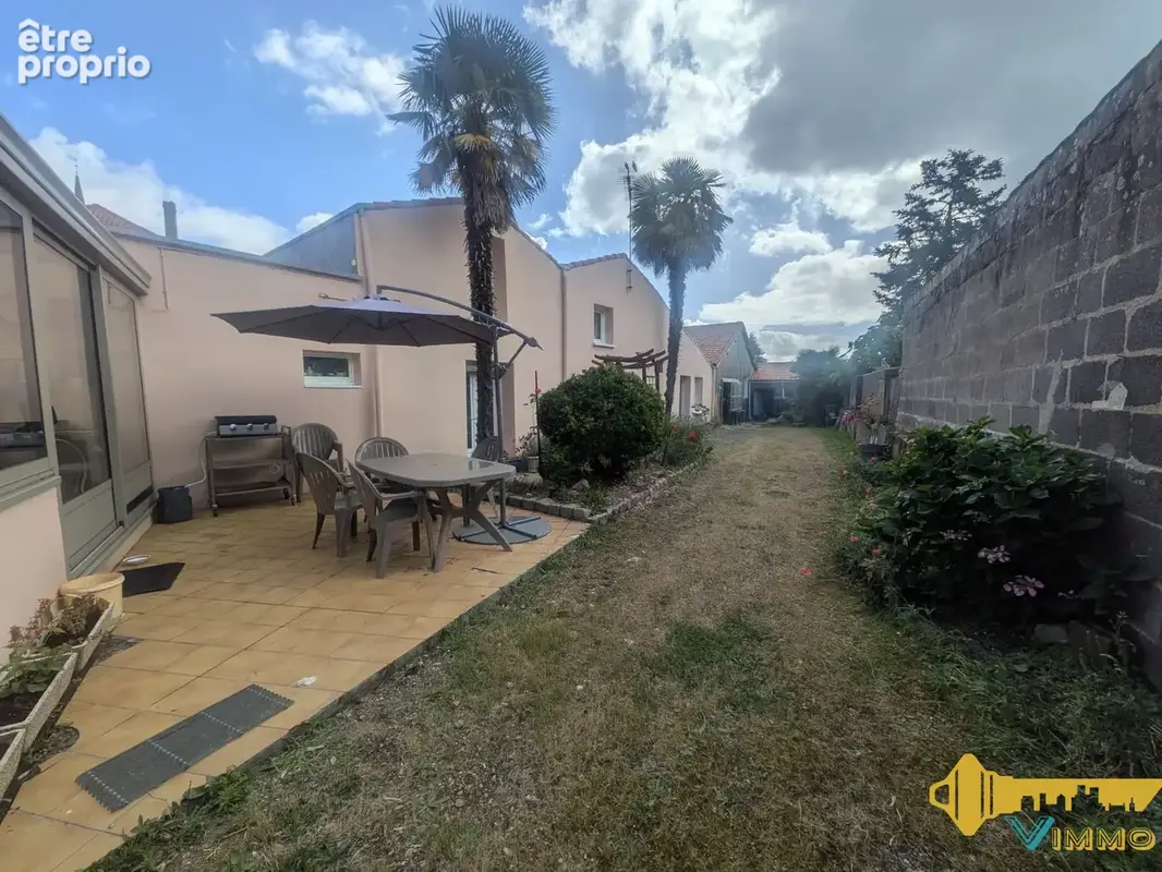 Deux maisons de ville - 7 chambres - vie de plain pied possible - salle d'eau pmr - accueil / locatifs / coloc - photo 12