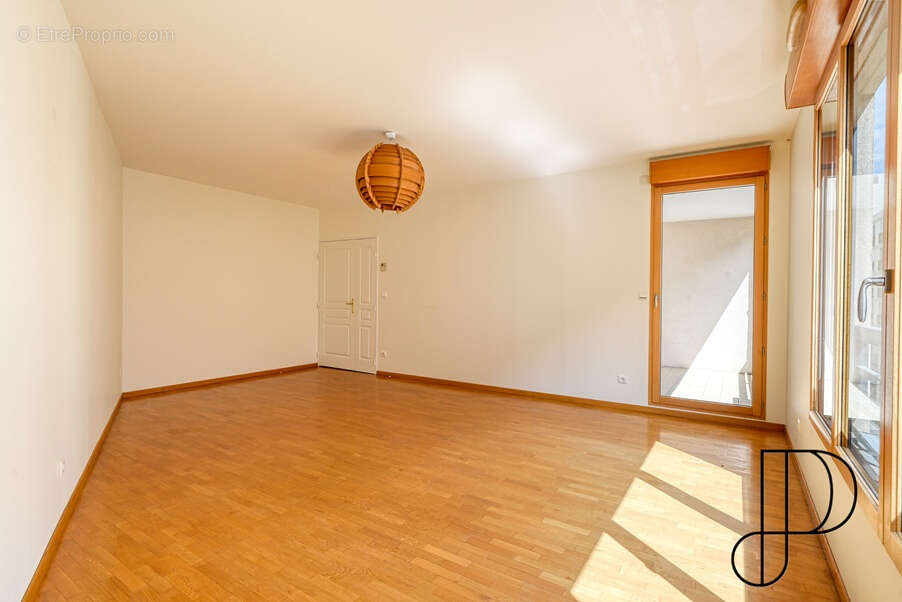 Appartement à LYON-6E