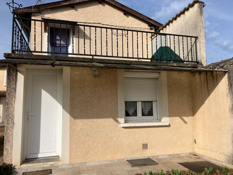 Appartement à BELLEVILLE