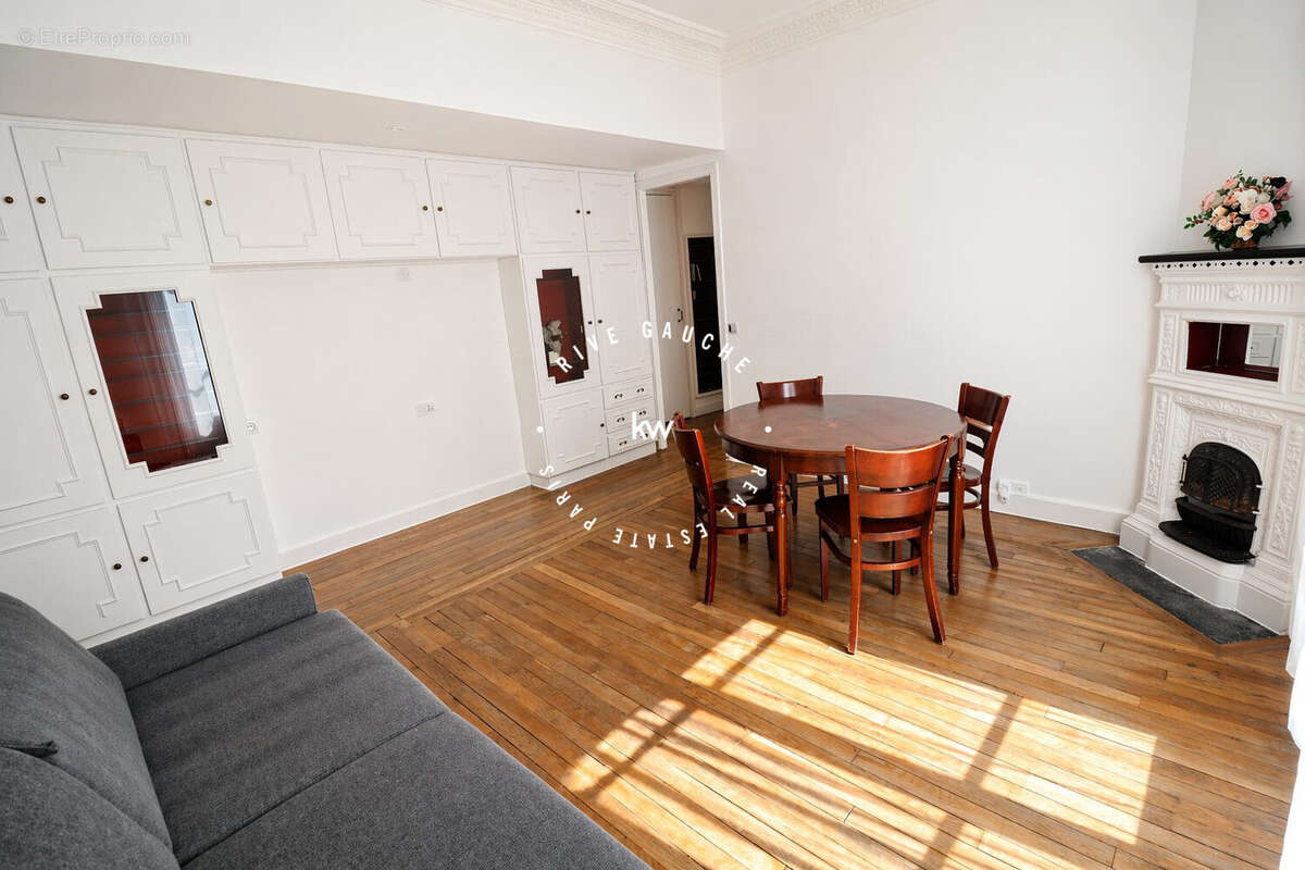 Appartement à PARIS-15E