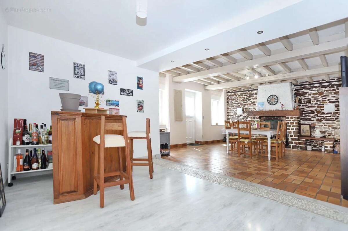 Maison à RETIERS