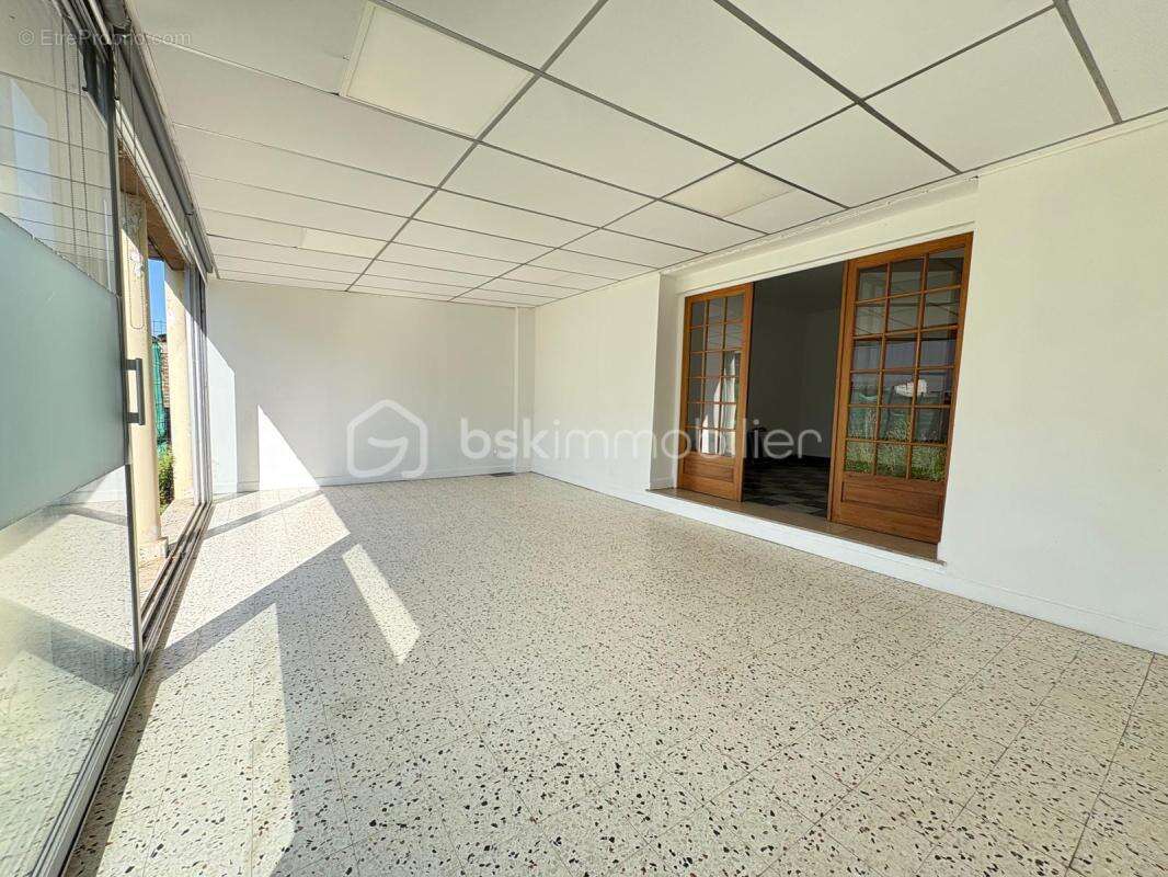 Nouveauté ! Maison familiale 5 chambres en semi plain pied + jardin + garage - photo 6