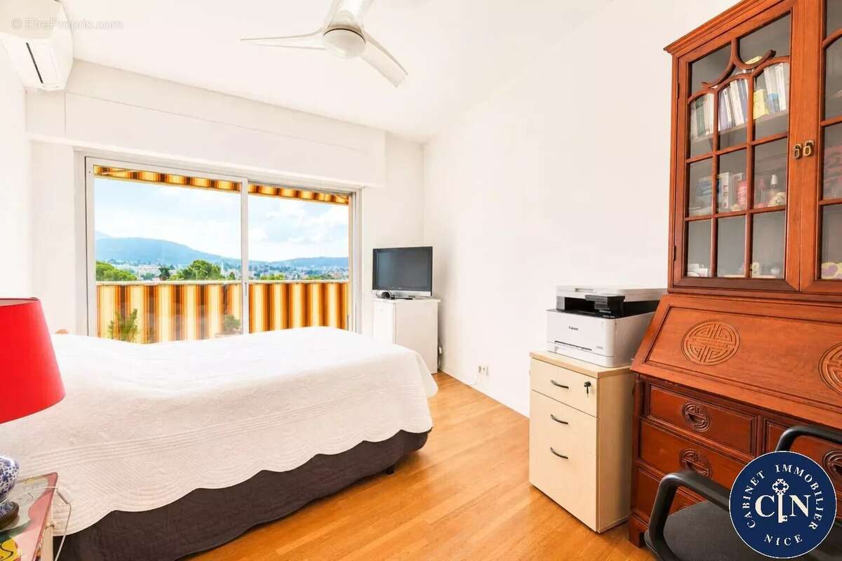 Appartement 74 m² à Nice  - photo 9