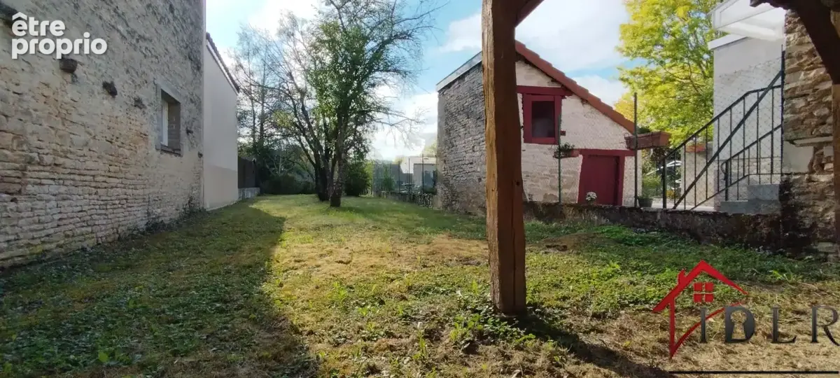 Jolie maison à rénover, sept pièces, 197 mètres arrés habita - photo 4