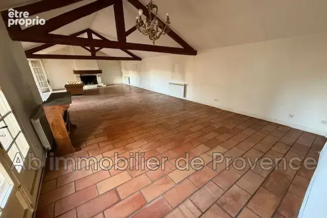 Maison 7 pièces 189 m² à vendre à Rognes (13840) - photo 3