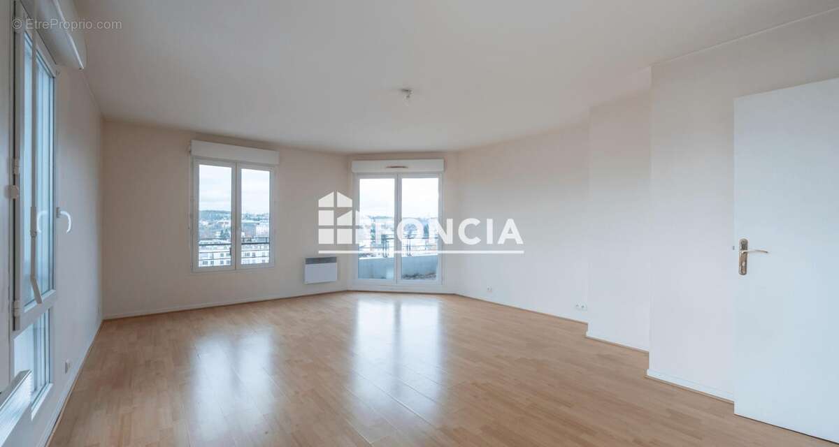 Appartement à MASSY