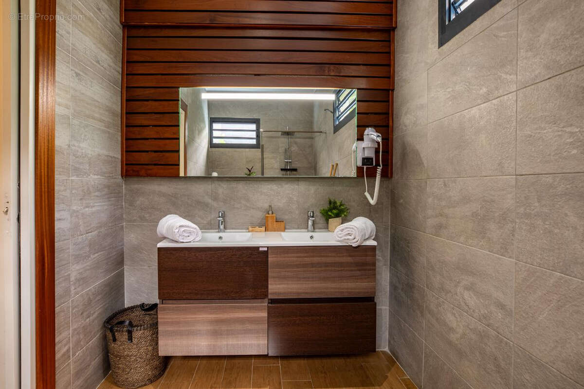 Maison à SAINT-FRANCOIS