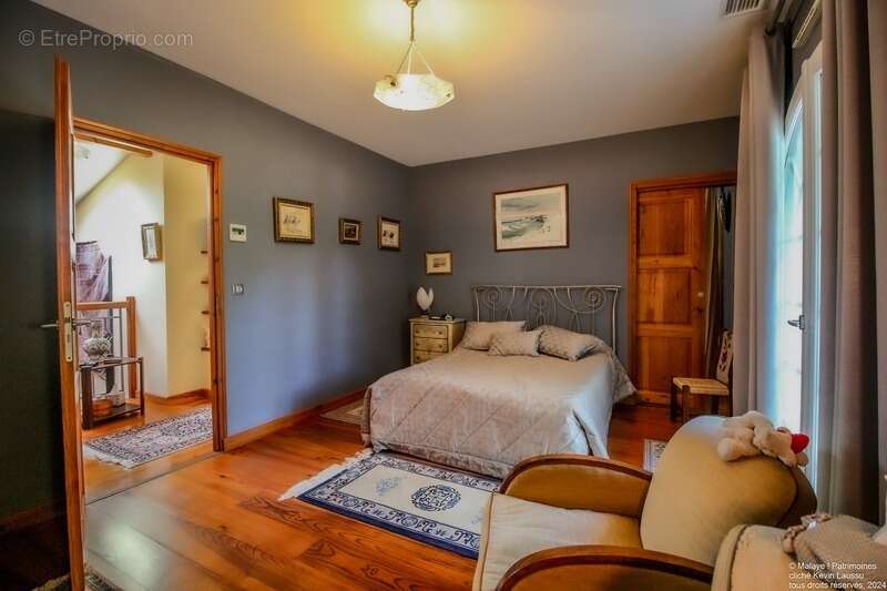 Une maison de Maître contemporaine à Candresse avec dépendances et son jardin de 2500m2 arboré - photo 6