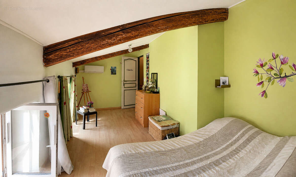 Maison à BOLLENE