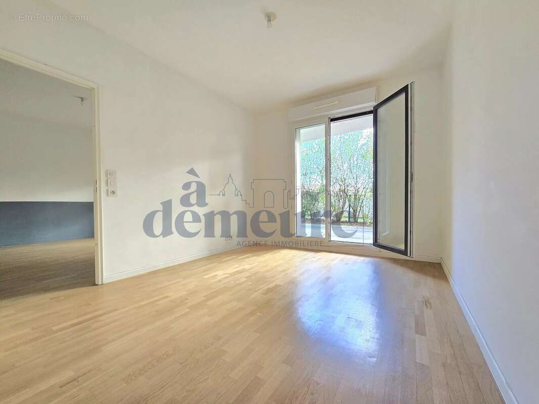 Appartement à ISSY-LES-MOULINEAUX