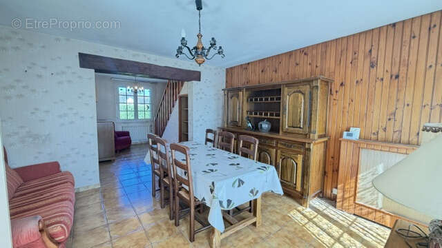 Maison à BREUIL-LE-VERT