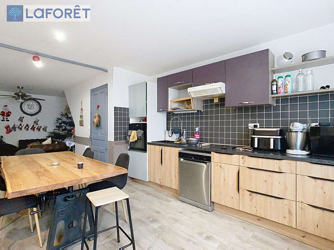 Maison à DAMMARTIN-SUR-MEUSE