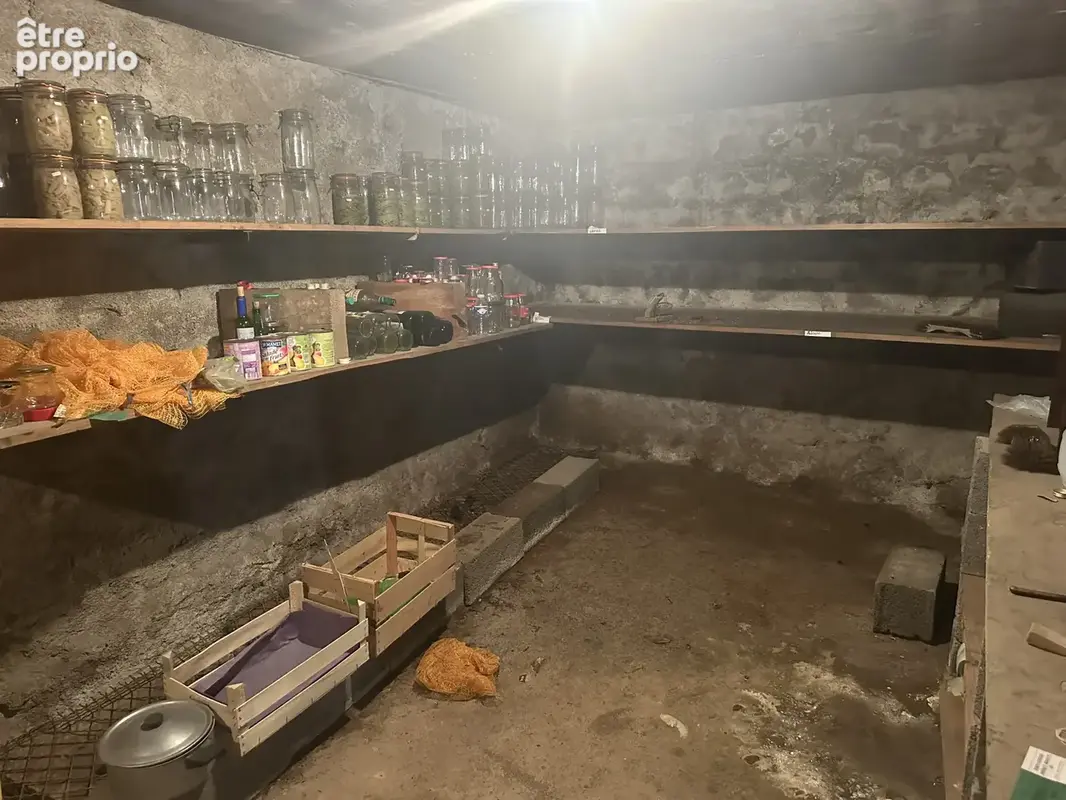 Maison individuelle à rénover, grand terrain et garage indépendant - photo 18