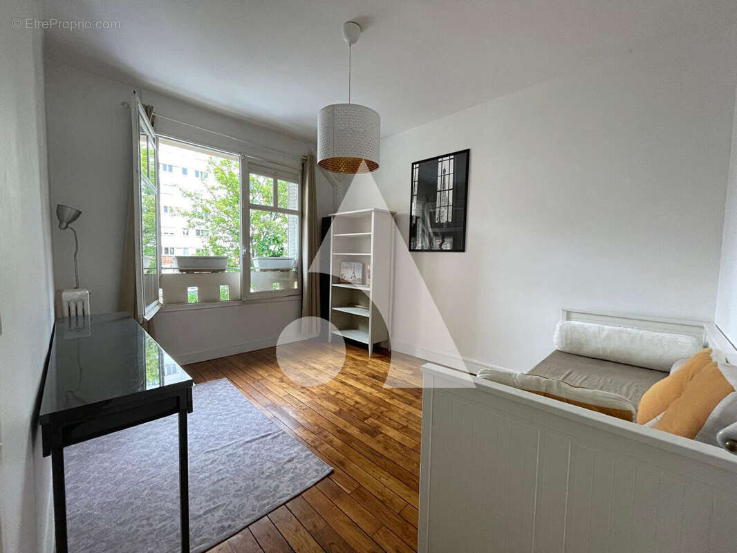 Bel appartement 2 pièces en pleine coeur de la ville - photo 4