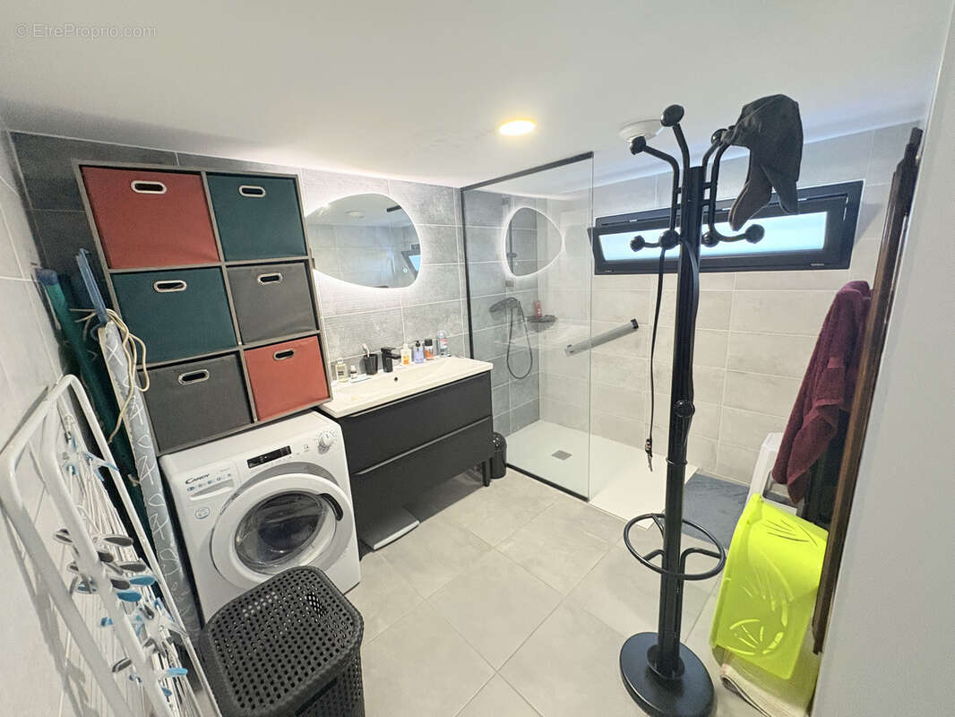 Appartement à LA BATIE-DIVISIN