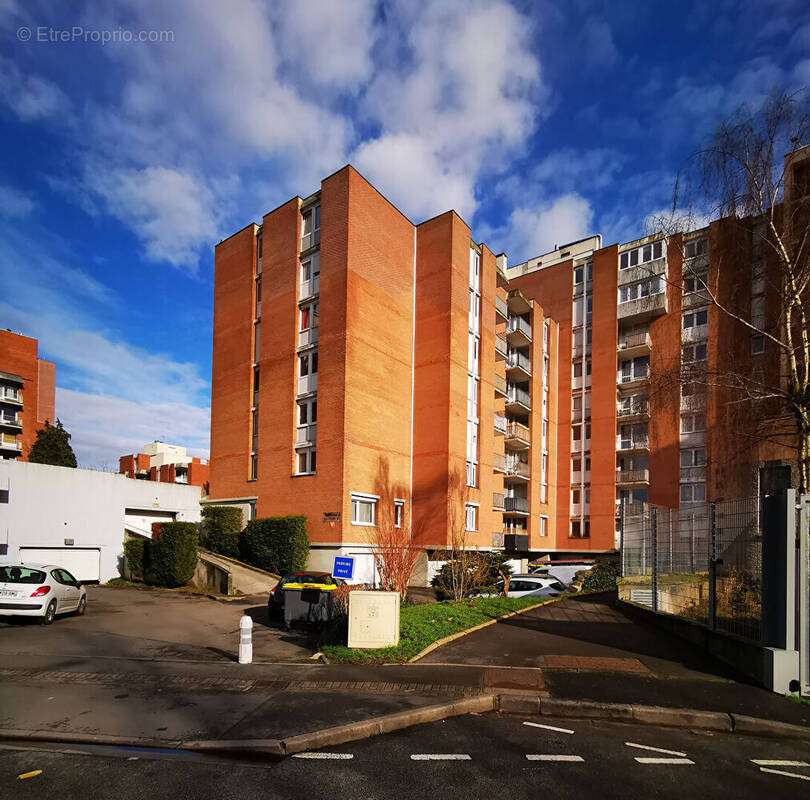 Appartement à LA MADELEINE