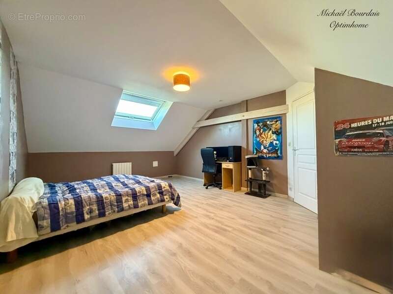 Maison à PONTVALLAIN