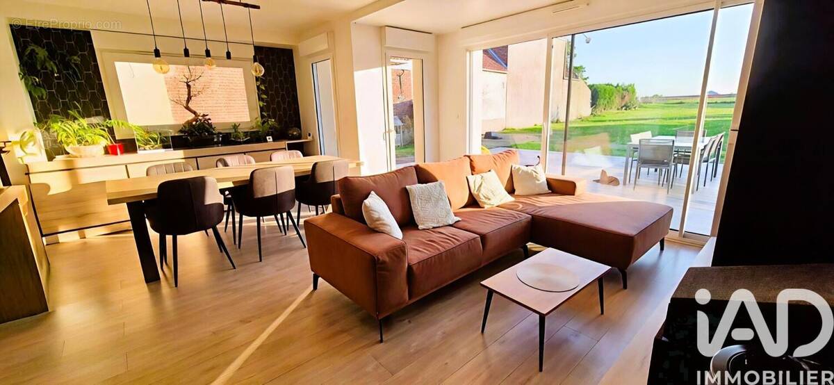 Photo 1 - Maison à OSTRICOURT