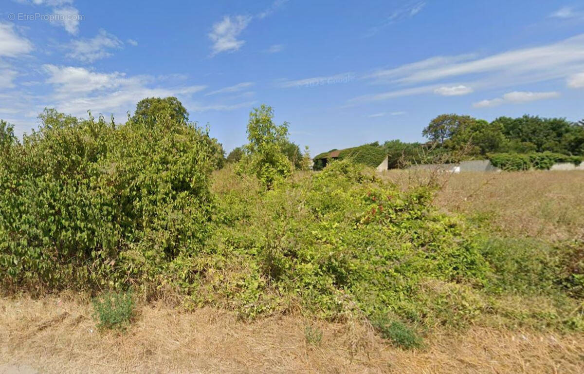 Terrain à CHABEUIL