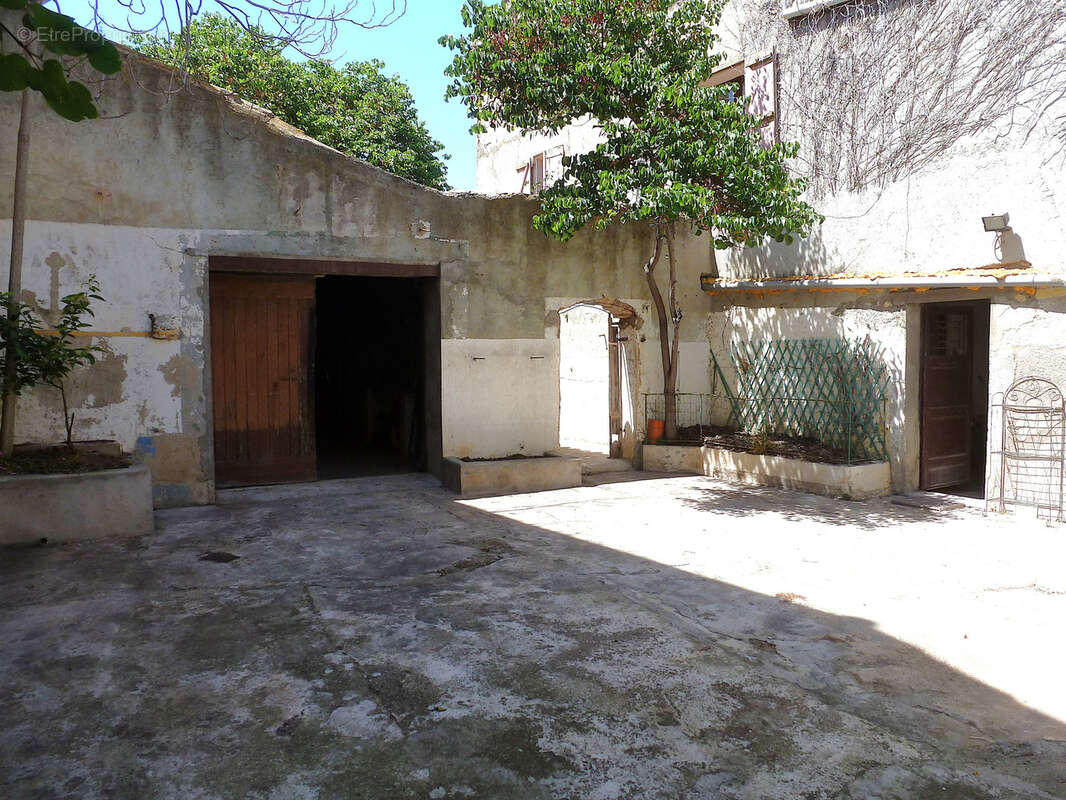 Maison à SIGEAN