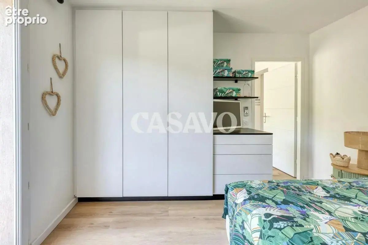 Vente Appartement 3 pièces de 70m² - 13640 La Roque-d'Anthéron - photo 10