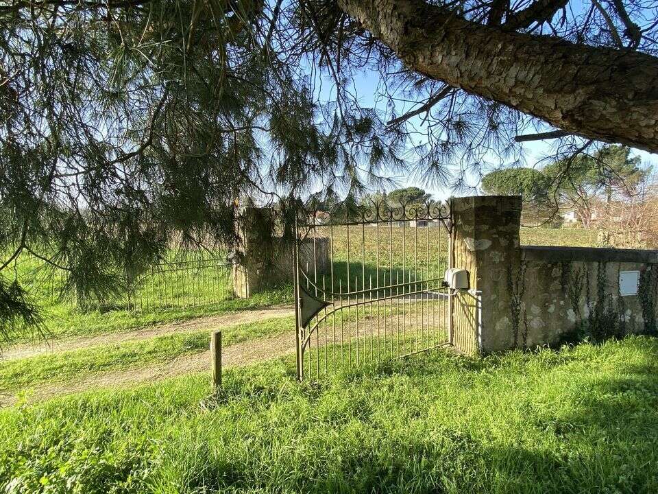 Maison à SAINT-JUSTIN