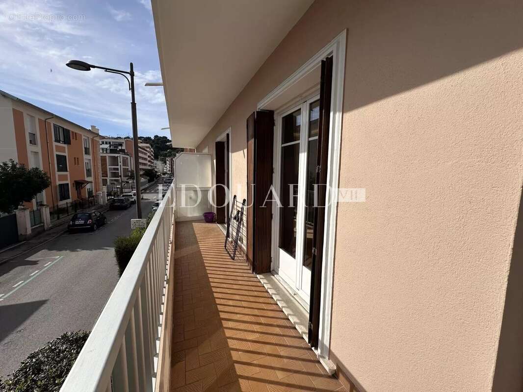 Appartement à ROQUEBRUNE-CAP-MARTIN