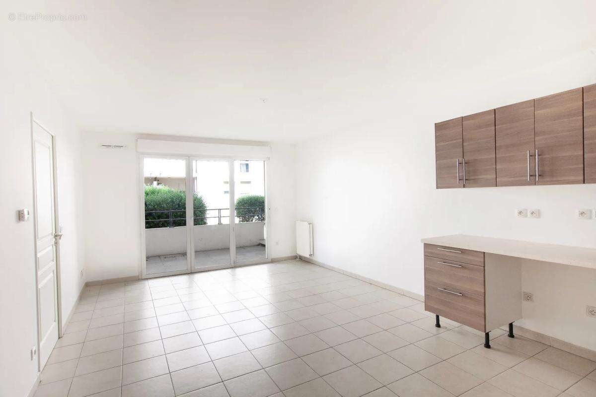 Appartement à MARSEILLE-10E