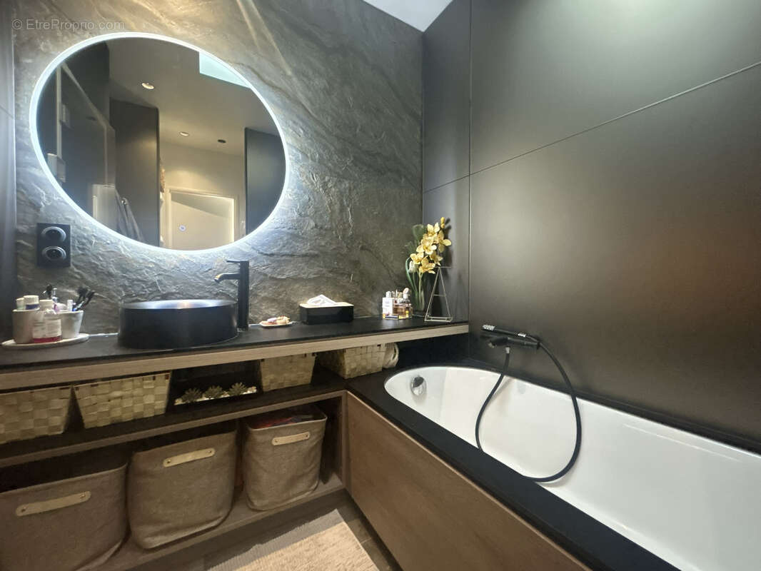 Appartement à VOURLES