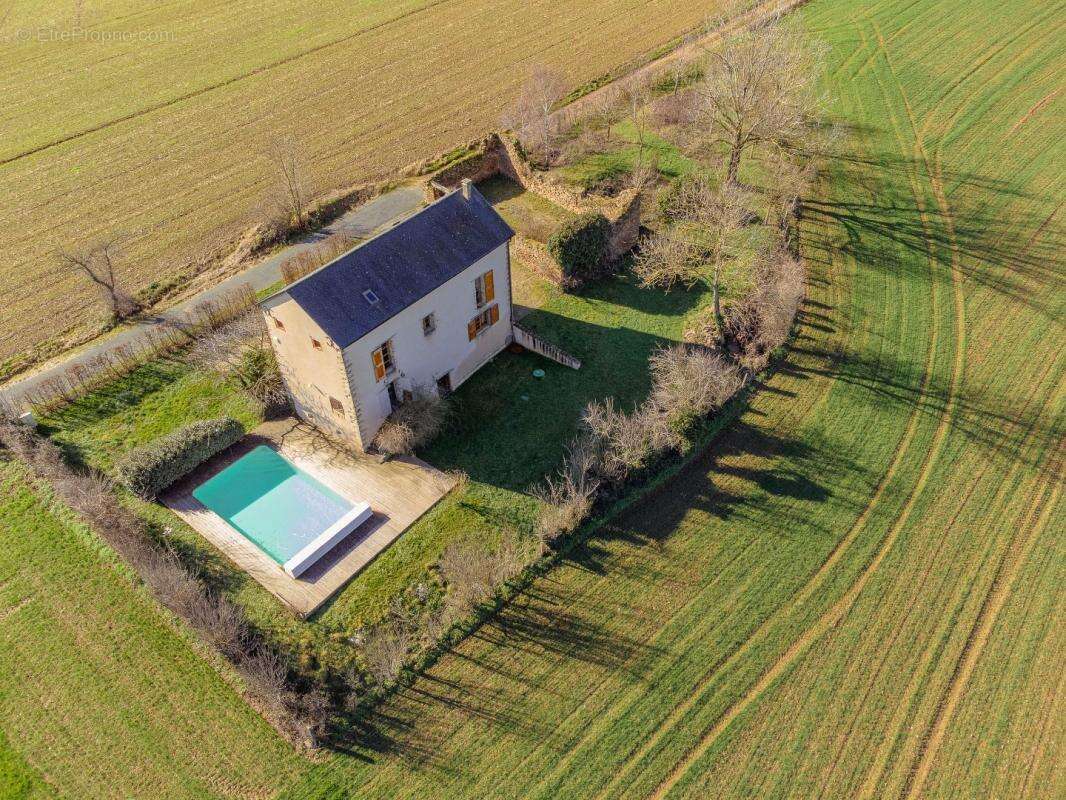 Maison à TANUS