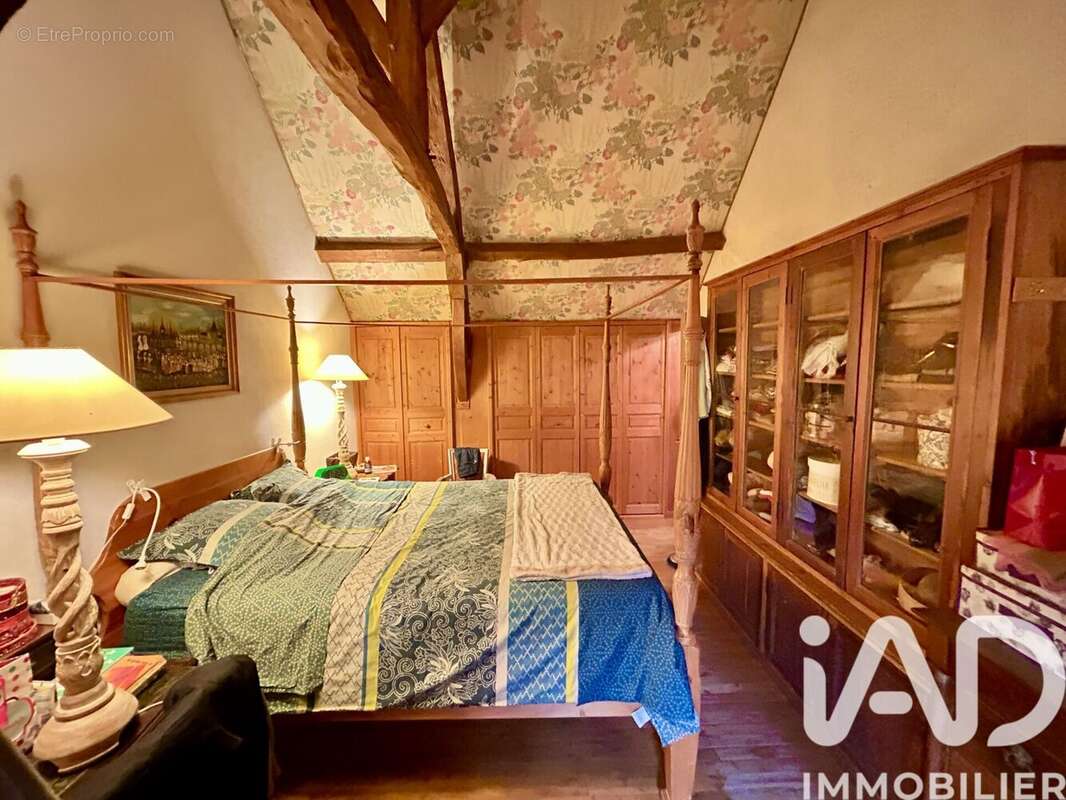 Maison 229 m² à Senantes  - photo 8