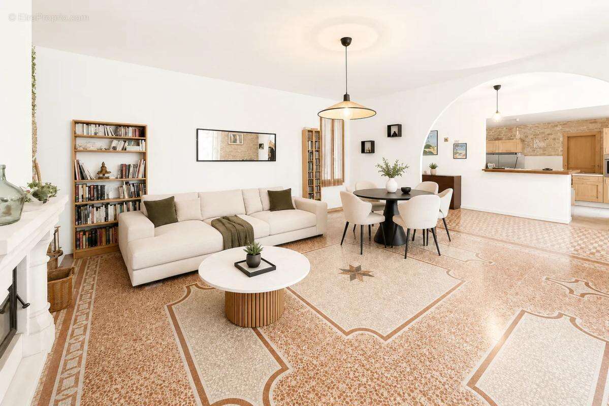 Appartement à LOUPIAN